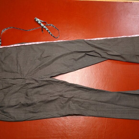 3-piece Brown Pinstripe suit - Picture 3 of 11